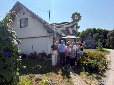 90 let Stopar Vide