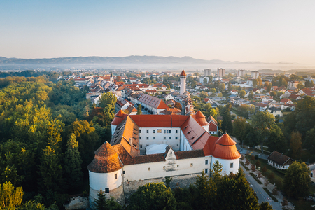 e7382f887ace0525de87dd8dd9f13cb2